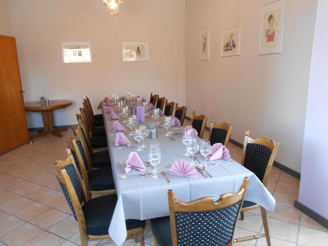Albrecht's Hotel&Restaurant GmbH Wiedensahl Buitenkant foto
